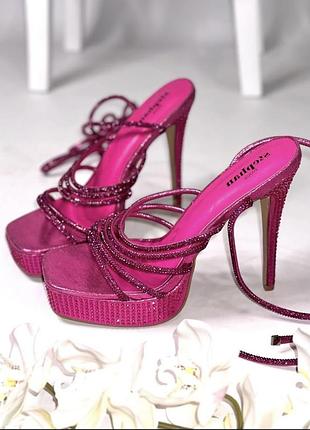 Кабли босоніжки на платформі братц