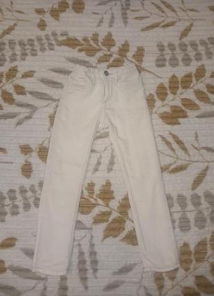 Джинси
довжина 59*43
пояс 27 +утяжка 
бедра 31 32