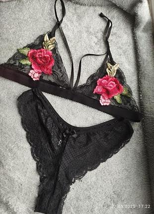 Белье/трусики/бюстгальтер