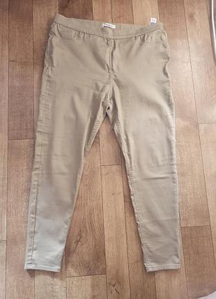 Джеггинсы бежевого цвета