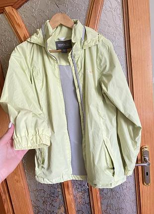 Спортивна куртка вітровка ветровка легкая легка