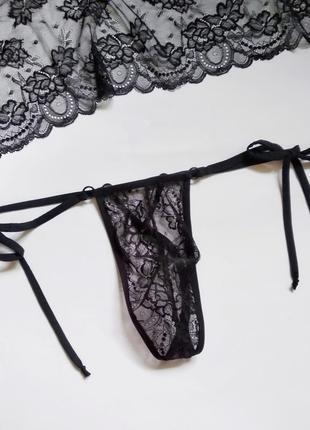 Кружевные стринги на завязках