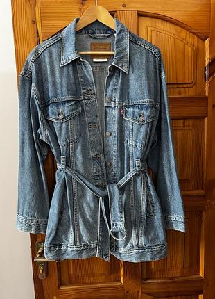 Джинсова куртка levi’s