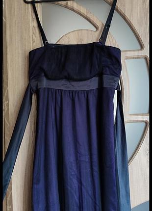 Платье на брителях