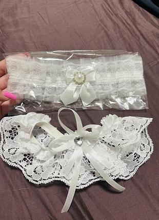 Весільна підвʼязка нареченої на ногу