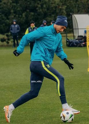 Вітровка збірної україни joma