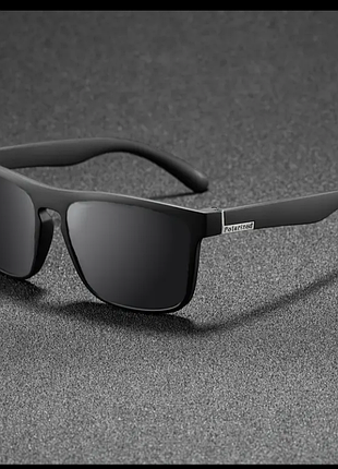 Чоловічі поляризаційні окуляри