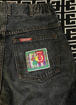 Джинси прямі з цікавими принтами