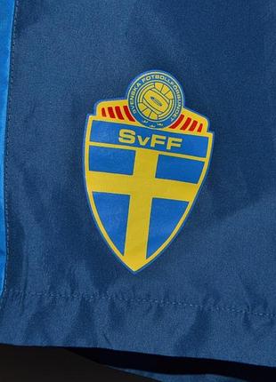 Шорты umbro sweden 4