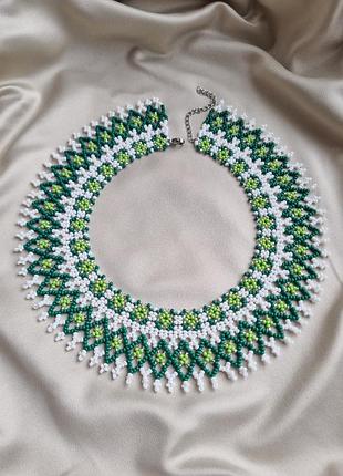 Силка в бело зеленых цветах 2