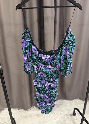 Платье bershka цветы