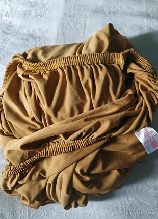 Простирадло на гумці