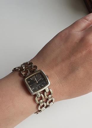 Наручний годинник