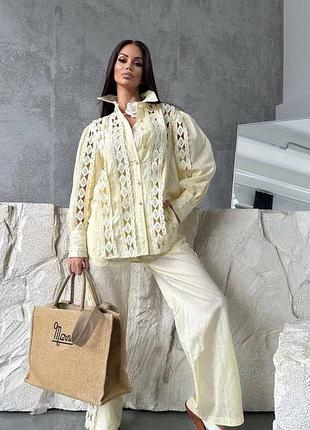 Костюм жіночий