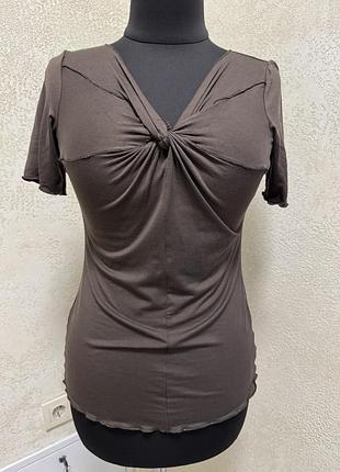 Футболка з драпіруванням