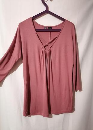 Футболка з довгими рукавами