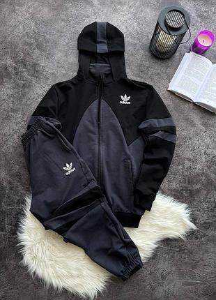 Спортивный костюм adidas на замке с капюшоном