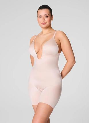 Моделююче утягуюче коригуюче боді моделююча білизна від spanx