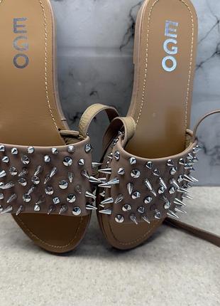 Босоніжки  на літо