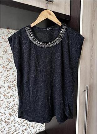 Гарна льняна футболка розмір с