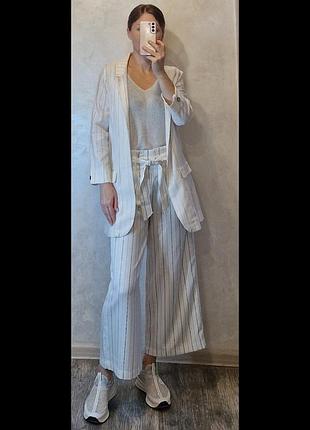 Білий жакет блейзер піджак у смужку оверсайз прямого крою