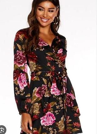 Сукня міні в троянди платье черное с поясом