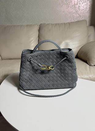 Сіра замшева сумка bottega venetia andiamo