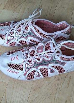Кроссовки лёгкие белые розовые размер 39 40 s.l. shi lin shoes