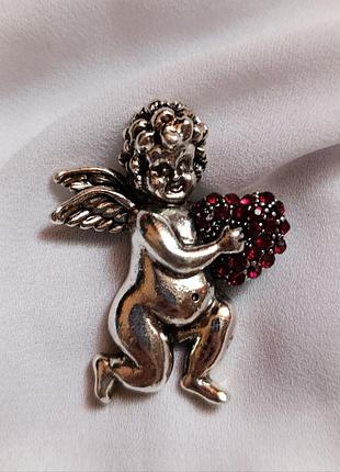 Красивая брошь - кулон с амурчиком, ангелом
