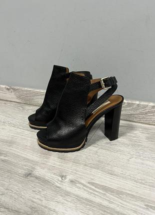 Шкіряні туфлі, босоніжки see by chloe