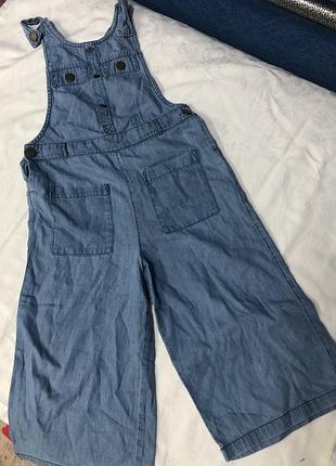 Джинсовий комбінезон для дівчинки