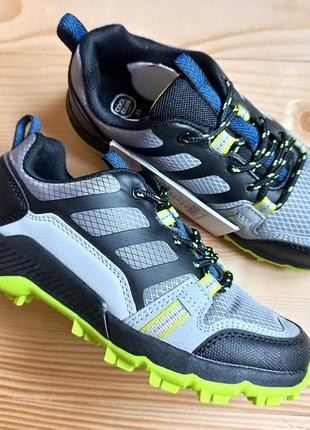 Кроссовки на мальчика 32, 33 размер от cool club