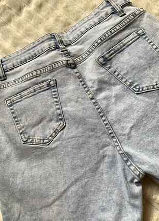 Джинси    . 3