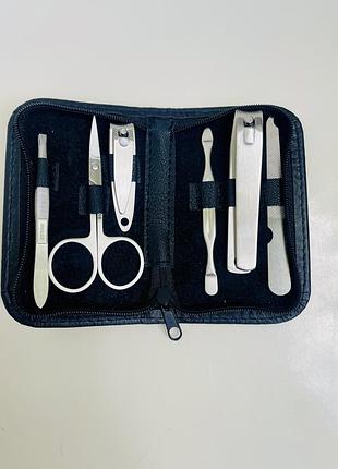 Манікʼюрний набір