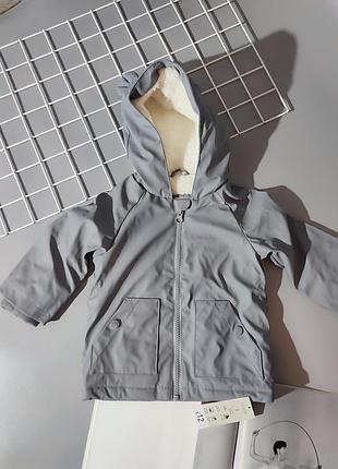Серая куртка дождевик для мальчика