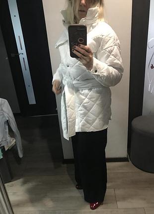 Куртка нова