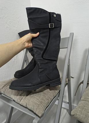 Сапоги високі до коліна осінні весняні чоботи ботинки жіночі 39 40 розмір чорні на замку черевики