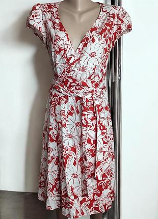 Легкое летнее платье esprit на запах с цветочным принтом