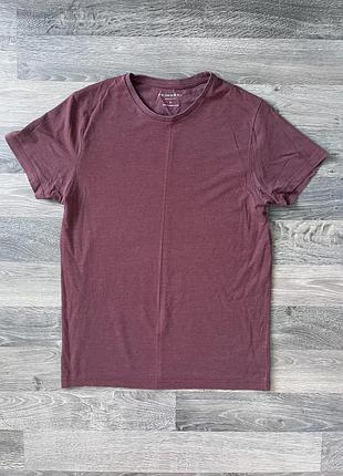 Базова футболка