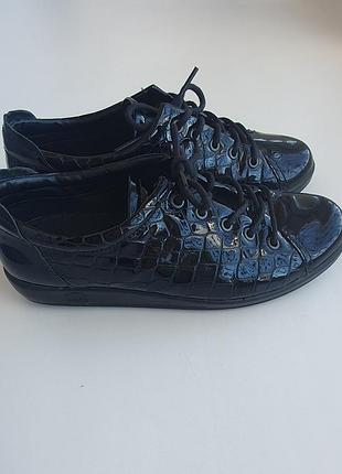 Мокасини жіночі лакерована шкіра чорного кольору