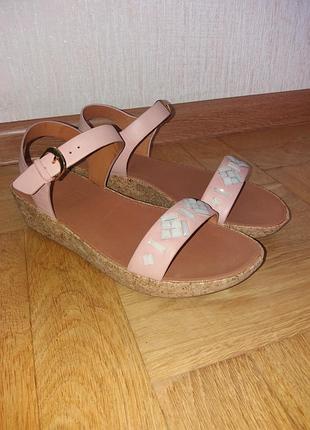 Босоніжки  fitflop 39-40 р. оригінал.