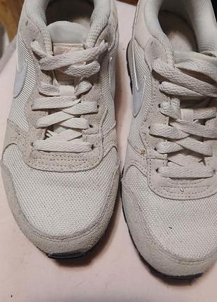 Кросівки  фірмові  nike