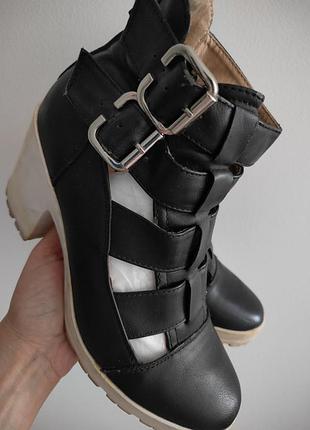 Босоножки весна літо осінь🍓топ сезона