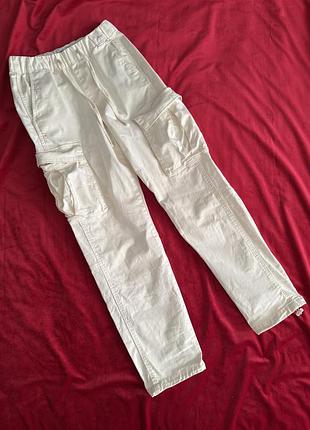 Фирменные белые джинсы карго с высокой посадкой