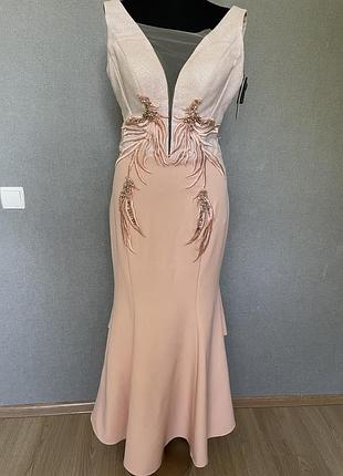 Вечірня сукня