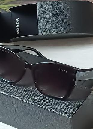 Брендовые очки prada. новые