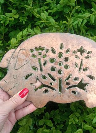 Подставка для горячего или можно повесить на стену из чугуна