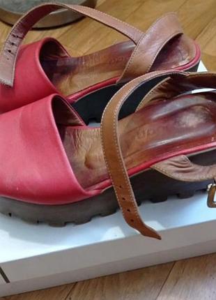 Кожаные турецкие босоники