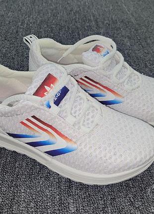 Женские летние кроссовки 37-41