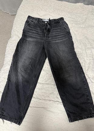 Широкі джинси баггі